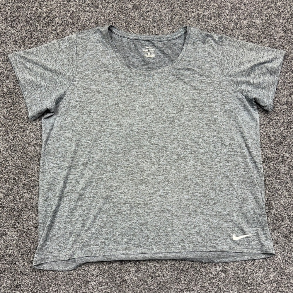 Nike Shirt Women 1X Gray Dri-FIT Tee Short Sleeve Activewear Heathered Training